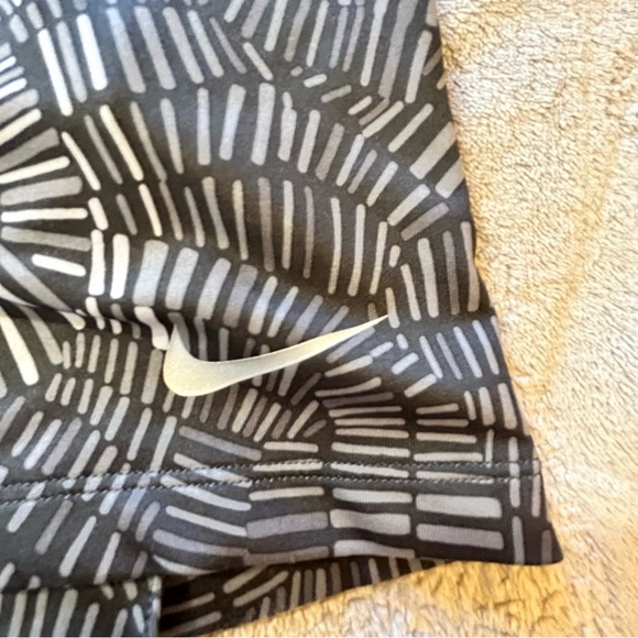 Nike black grey golf skort Dri-Fit Tour Performance ruffle pockets Size L - Picture 5 of 11